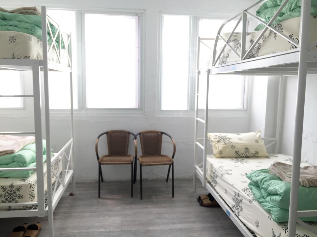 橙舍-高雄車站館(Kaohsiung Backpackers Hostel)