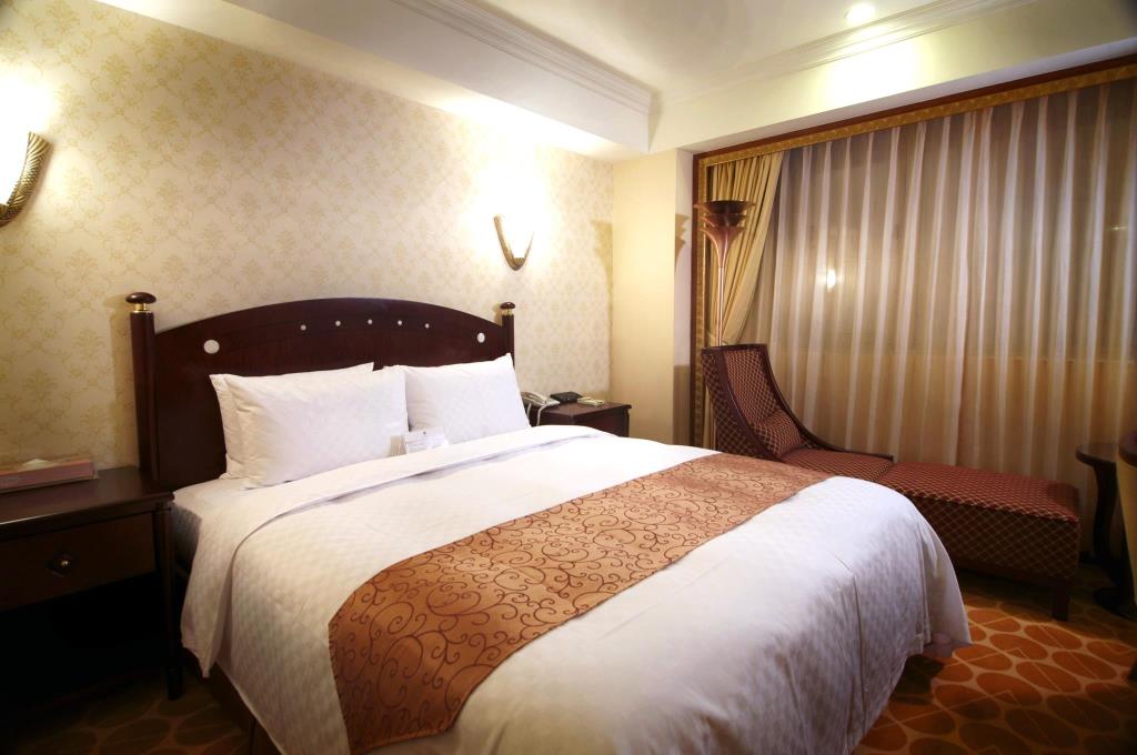 豪麗大飯店(Royal Palace Hotel)