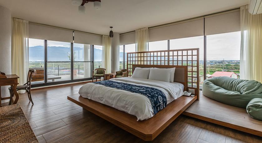 湖水綠水岸民宿(Greenlake Resort)