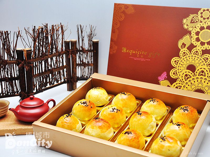 《中秋送禮限定》就愛蛋黃酥-麻姥姥手工餅舖蛋黃酥禮盒任您這樣搭