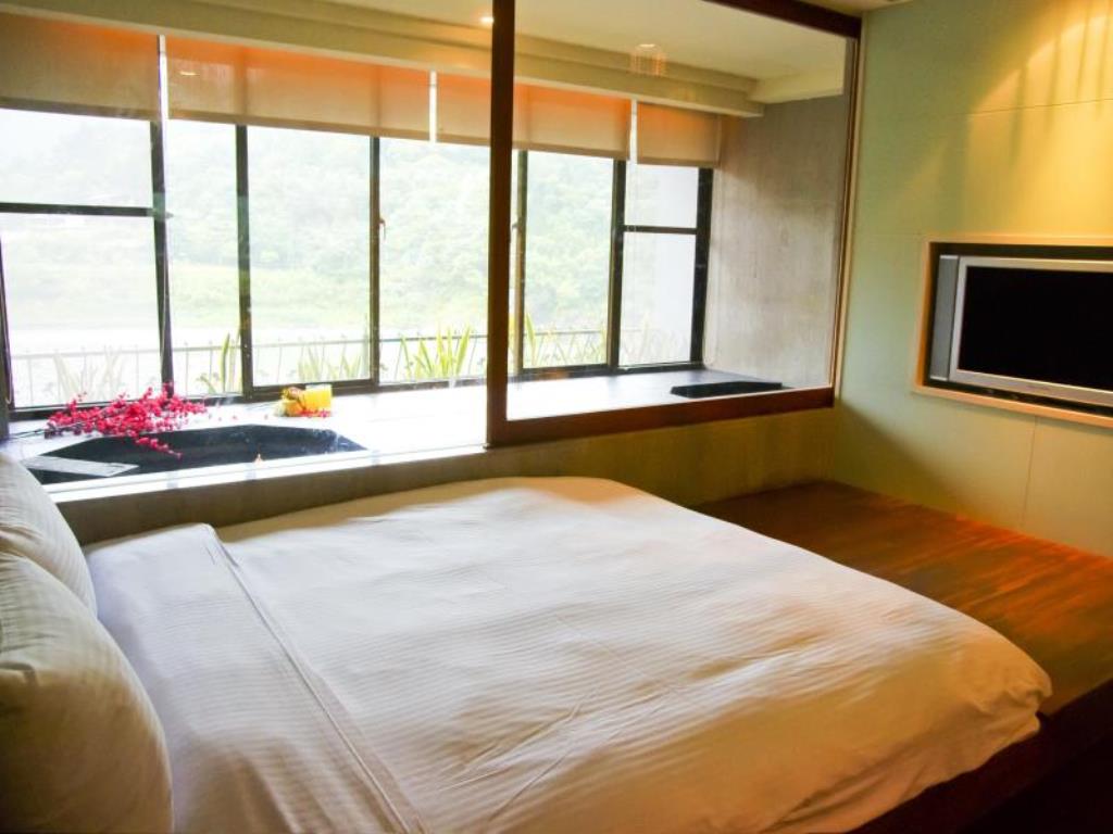 花漾水舞溫泉會館(33 SPA Hotel)