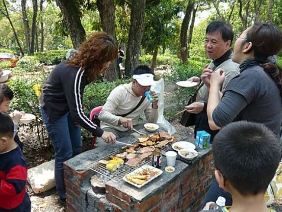 2019中秋烤肉何處去? 中正露營區及鰲峰山公園開放烤肉