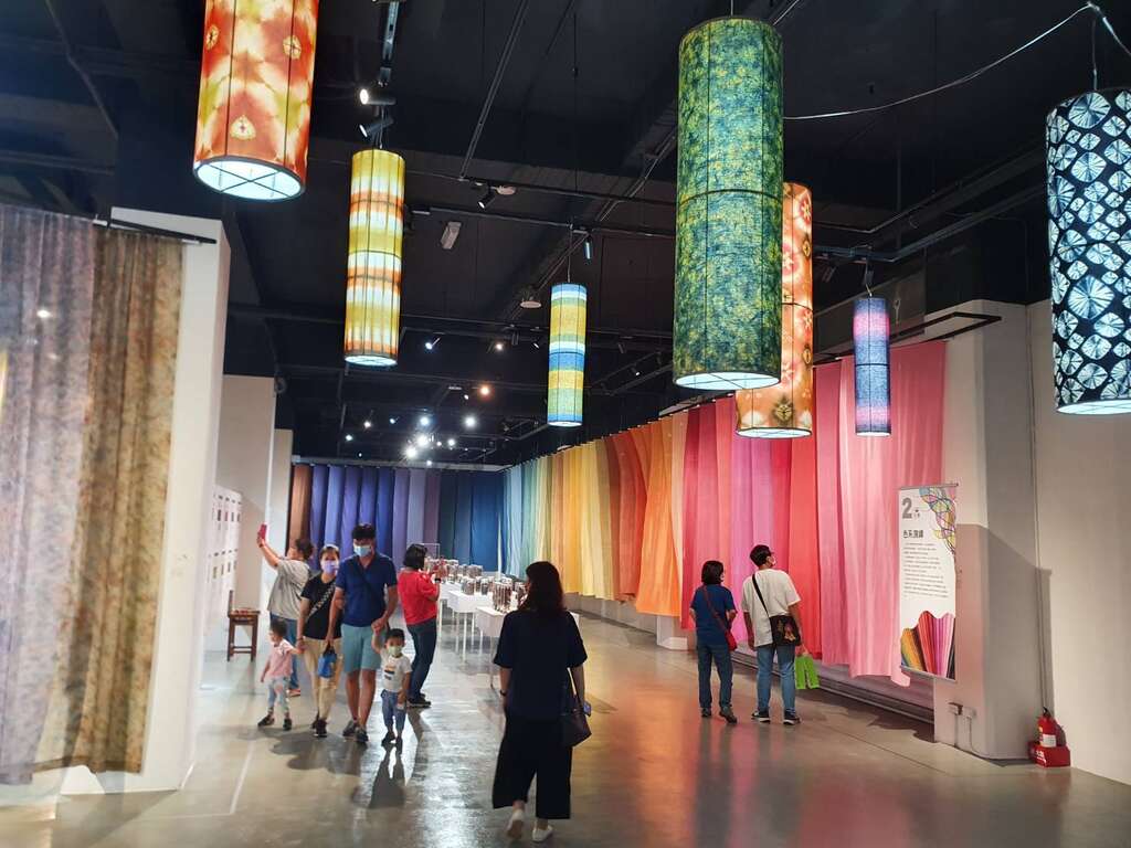 看見台灣的萬紫千紅　纖博館「台灣天然染色文化意象展」開展至9/18