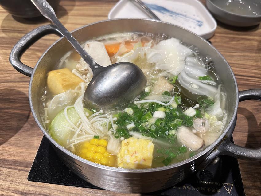 宇良食石頭火鍋